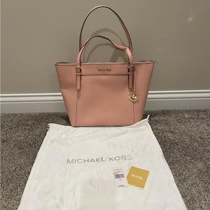 LIKE NEW* Pink Ciara MK Michael Kors tote with dustbag